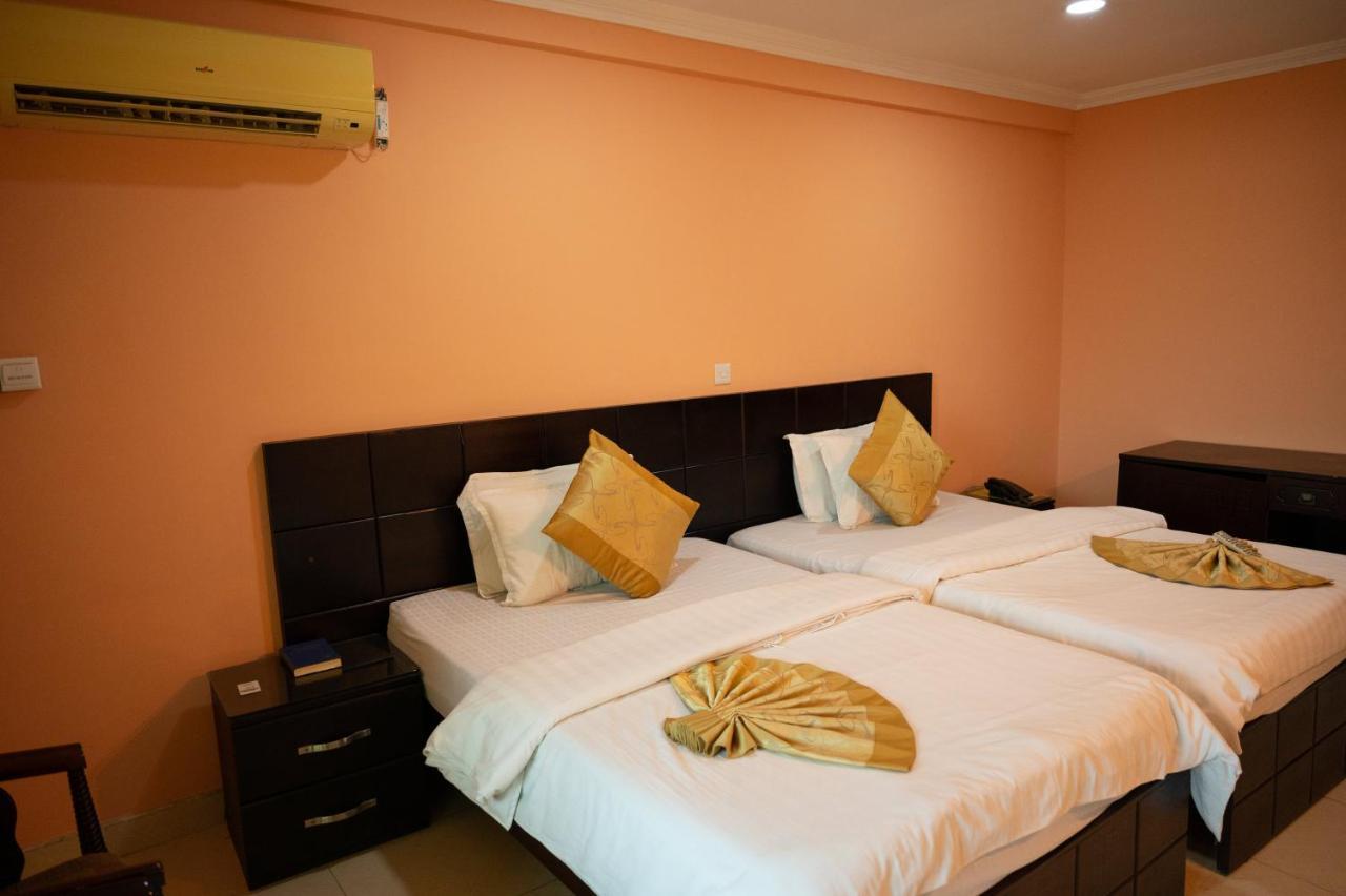 Korkdam Hotel Taifa Exterior photo