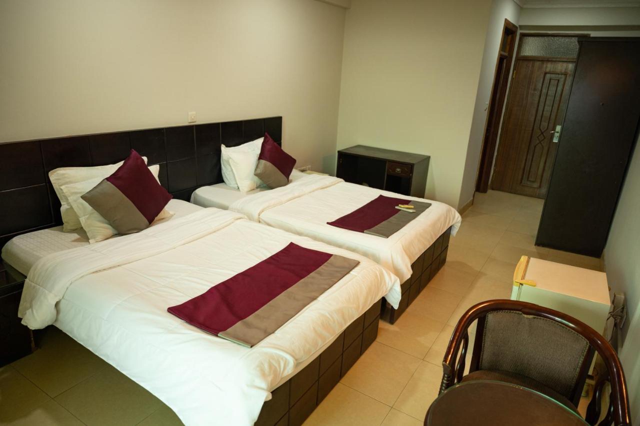 Korkdam Hotel Taifa Exterior photo